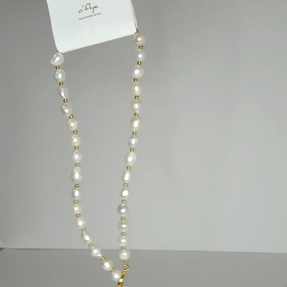 White Peal and Faux Gold Pearl Necklace Stainless Steel NWT - Picture 5 of 5